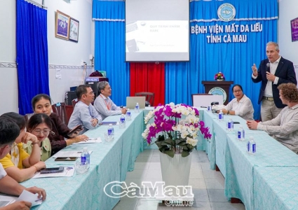 Tổ chức ECF Hà Lan tiếp tục đồng hành cùng chương trình chăm sóc mắt tại Cà Mau